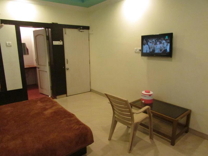 Hotel Laxmi Palace Shirdi Exterior foto